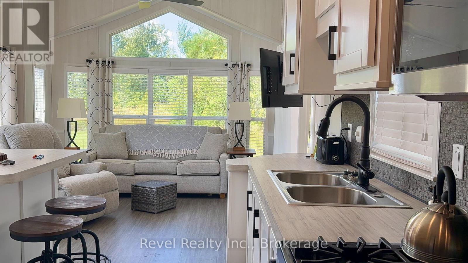 CV082 - 657 THUNDER BRIDGE ROAD, Kawartha Lakes, Ontario