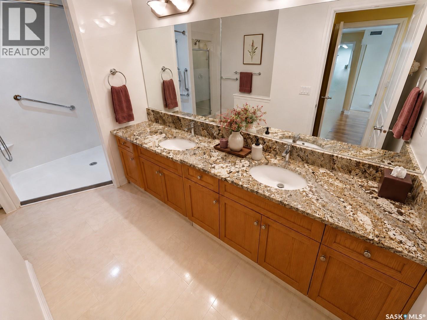 305 3101 Renfrew Crescent E, Regina, Saskatchewan  S4V 3B6 - Photo 9 - SK046070