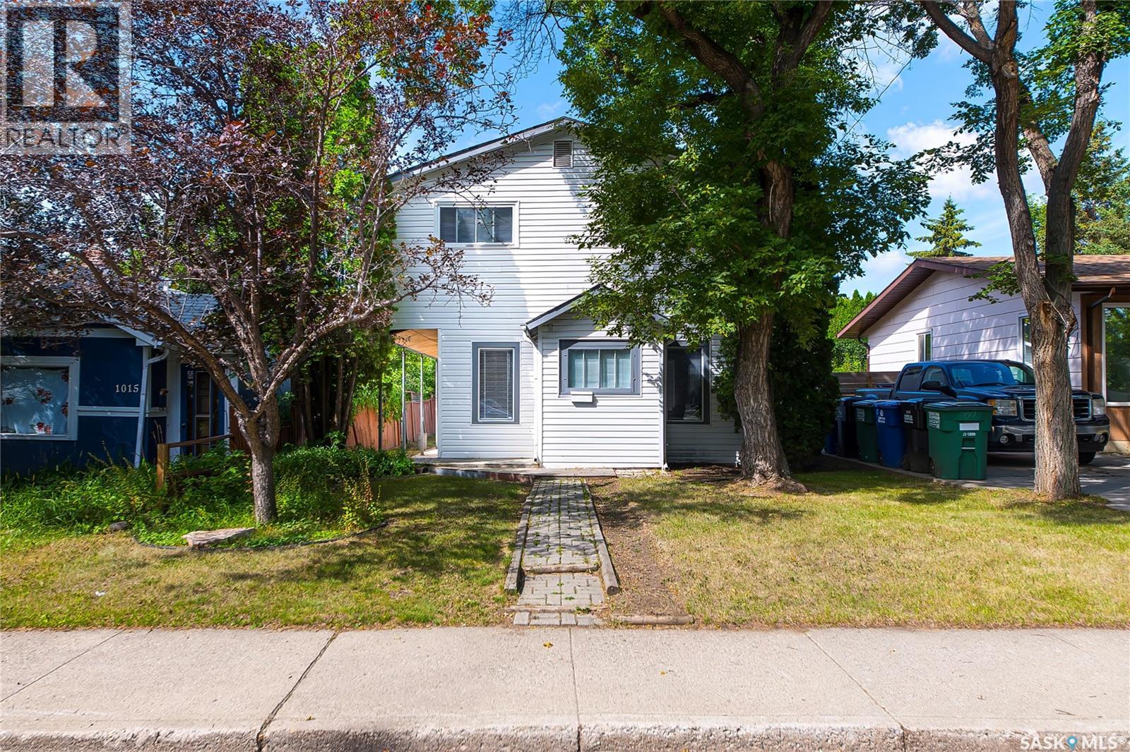 1017 J AVENUE N, Saskatoon, Saskatchewan