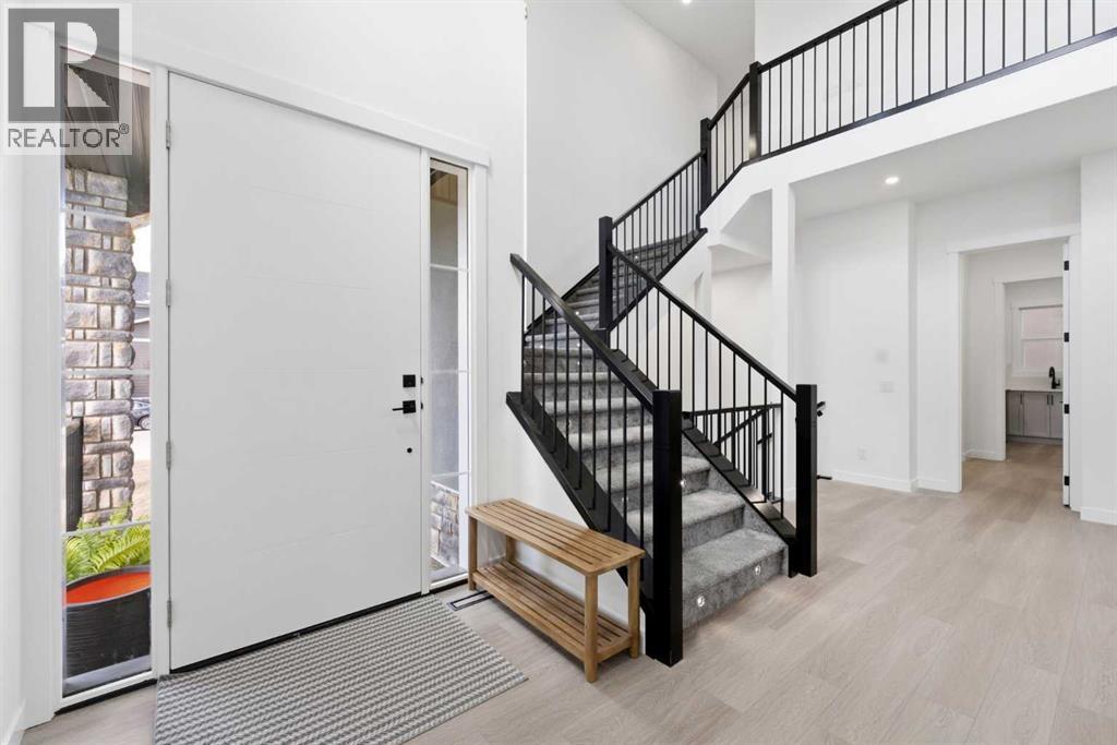 76 Legacy Woods Crescent SE, Calgary, Alberta  T2X 2G5 - Photo 5 - A2330963