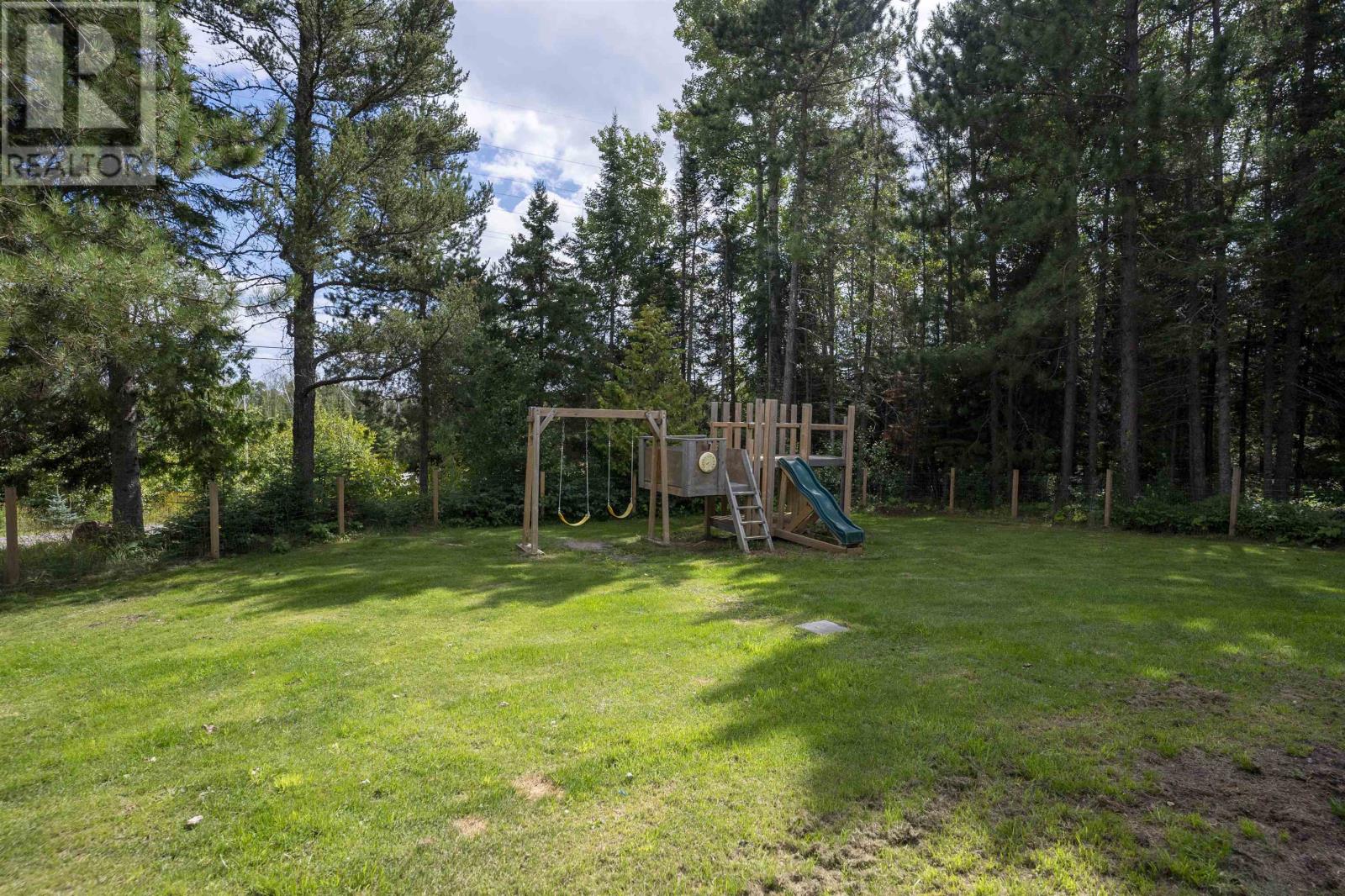 1950 Lakeshore Dr, Shuniah, Ontario  P7A 0L3 - Photo 43 - TB2602446
