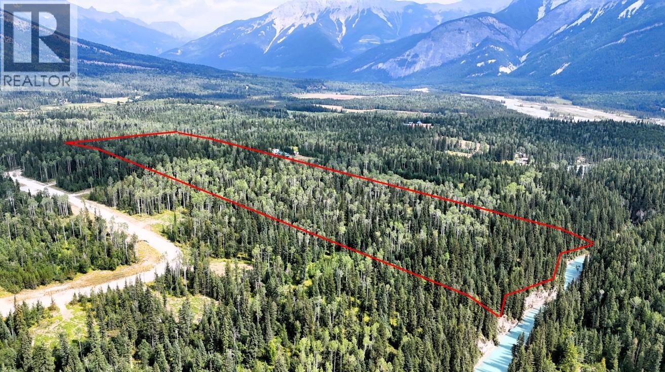 2434 Kettleston Road, Golden, British Columbia  V0A 1H1 - Photo 2 - 10398165
