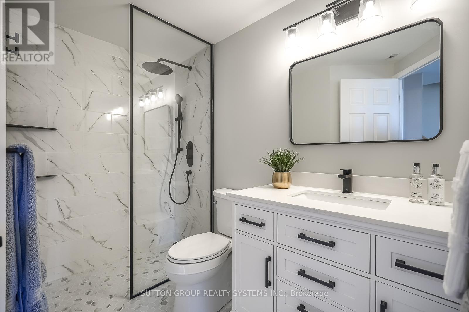 323 - 32 Stadium Road, Toronto, Ontario  M5V 3P4 - Photo 31 - C13698272