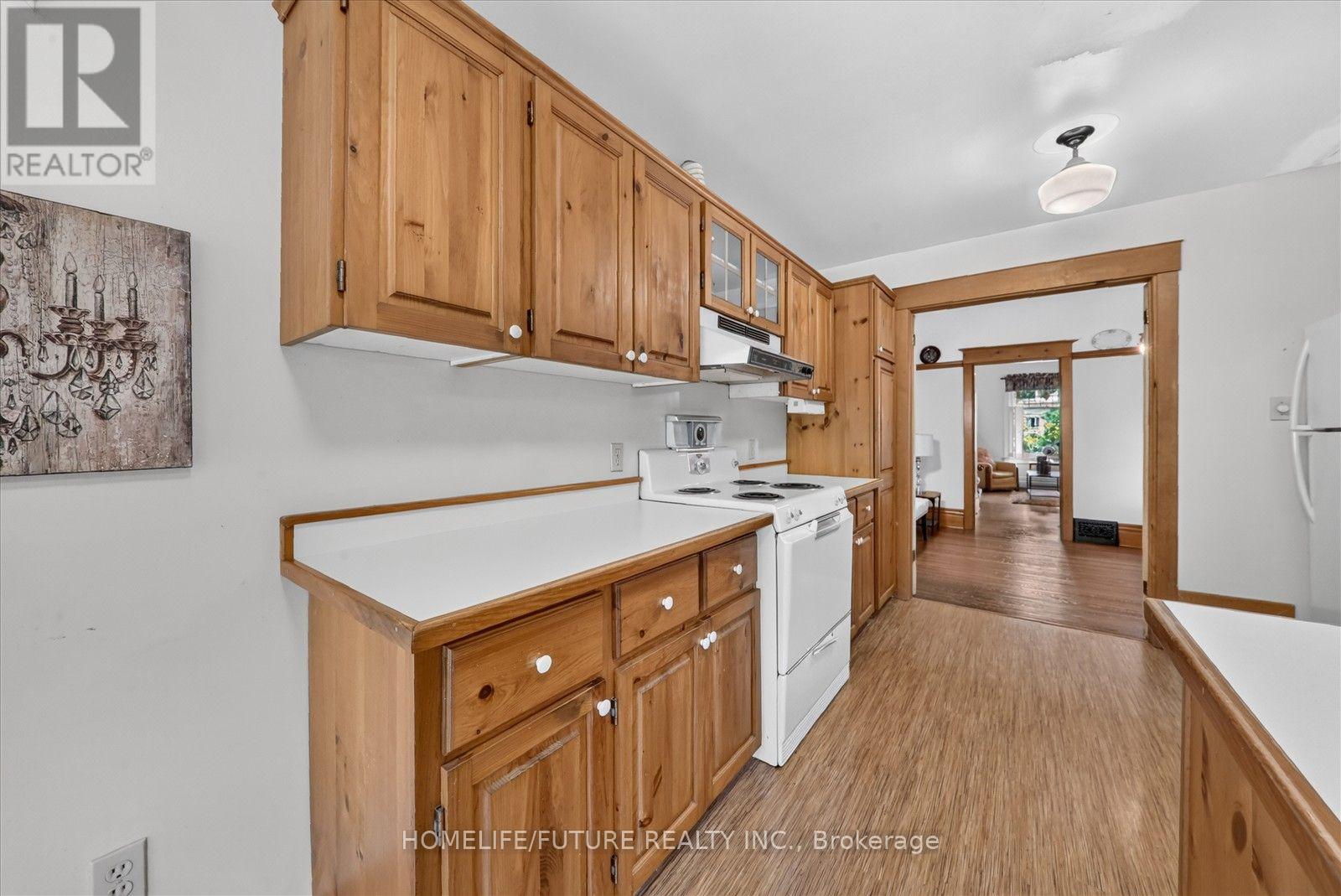 56 Sparkhall Avenue, Toronto, Ontario  M4K 1G6 - Photo 16 - E13698268