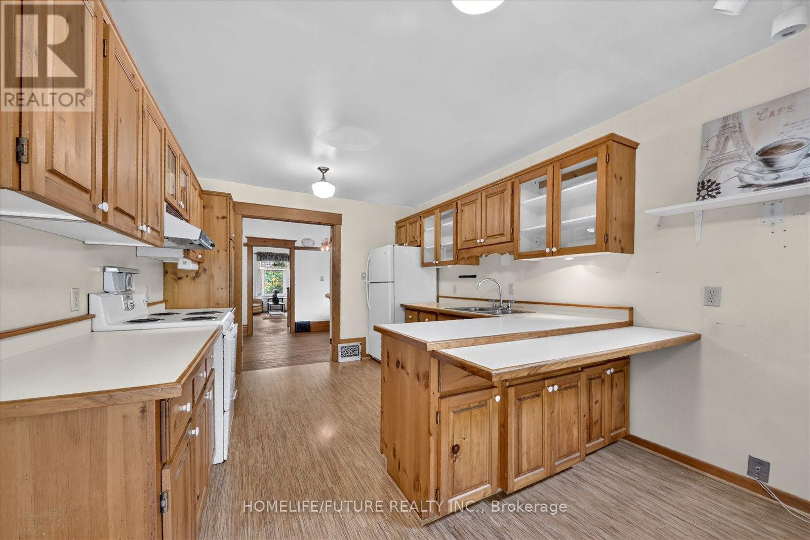 56 Sparkhall Avenue, Toronto, Ontario  M4K 1G6 - Photo 18 - E13698268