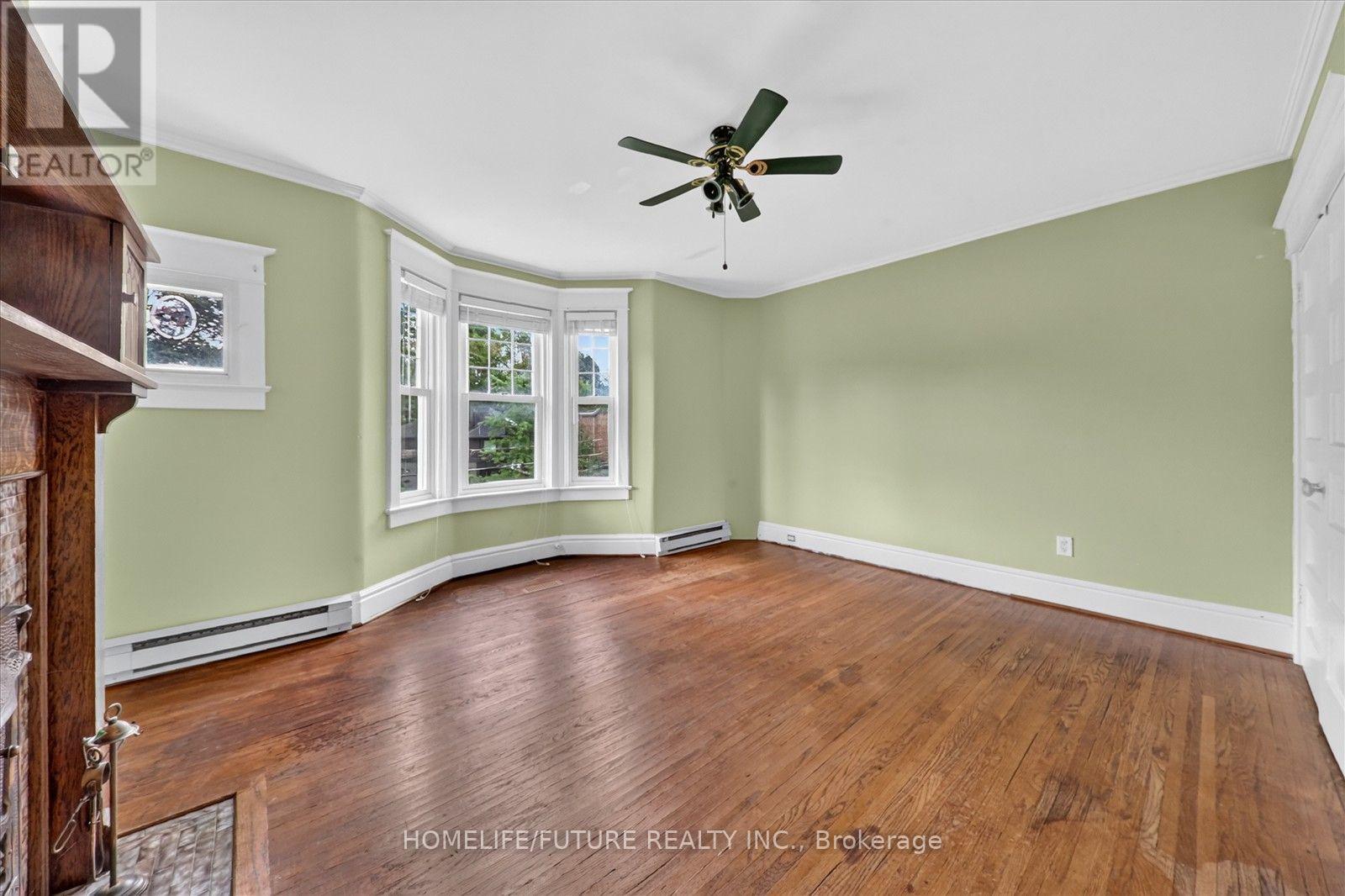 56 Sparkhall Avenue, Toronto, Ontario  M4K 1G6 - Photo 21 - E13698268