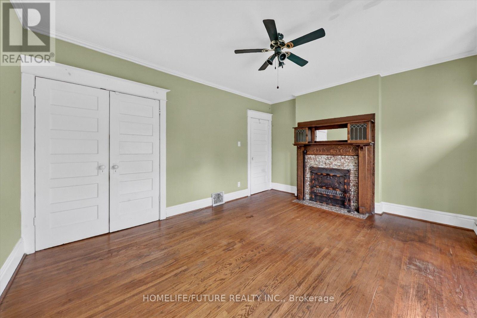 56 Sparkhall Avenue, Toronto, Ontario  M4K 1G6 - Photo 22 - E13698268