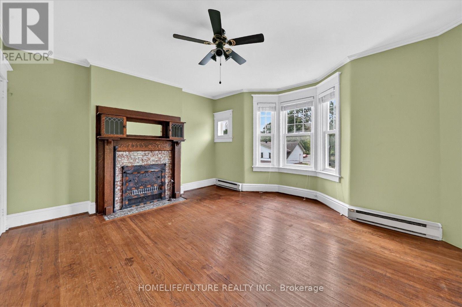 56 Sparkhall Avenue, Toronto, Ontario  M4K 1G6 - Photo 23 - E13698268