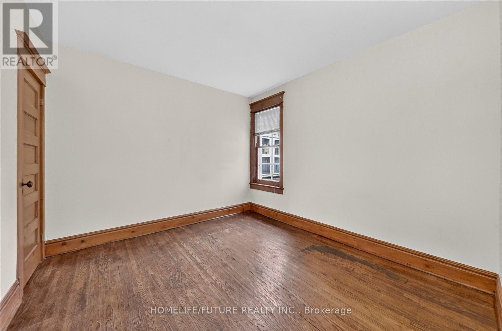 56 Sparkhall Avenue, Toronto, Ontario  M4K 1G6 - Photo 24 - E13698268