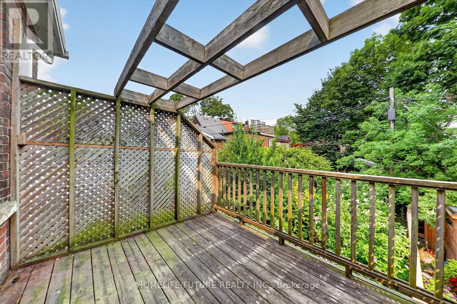 56 Sparkhall Avenue, Toronto, Ontario  M4K 1G6 - Photo 29 - E13698268