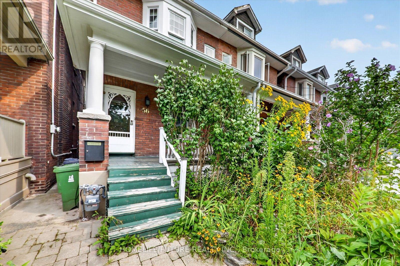 56 Sparkhall Avenue, Toronto, Ontario  M4K 1G6 - Photo 3 - E13698268