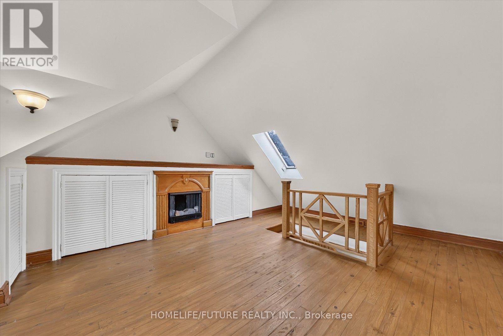 56 Sparkhall Avenue, Toronto, Ontario  M4K 1G6 - Photo 31 - E13698268