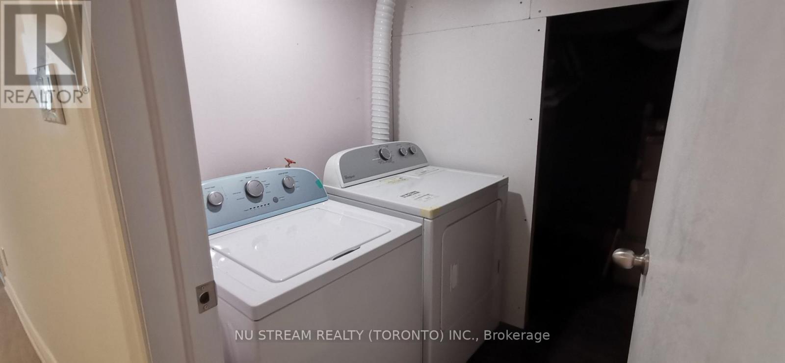 74 Wye Valley Road, Toronto, Ontario  M1P 2A6 - Photo 19 - E13698286