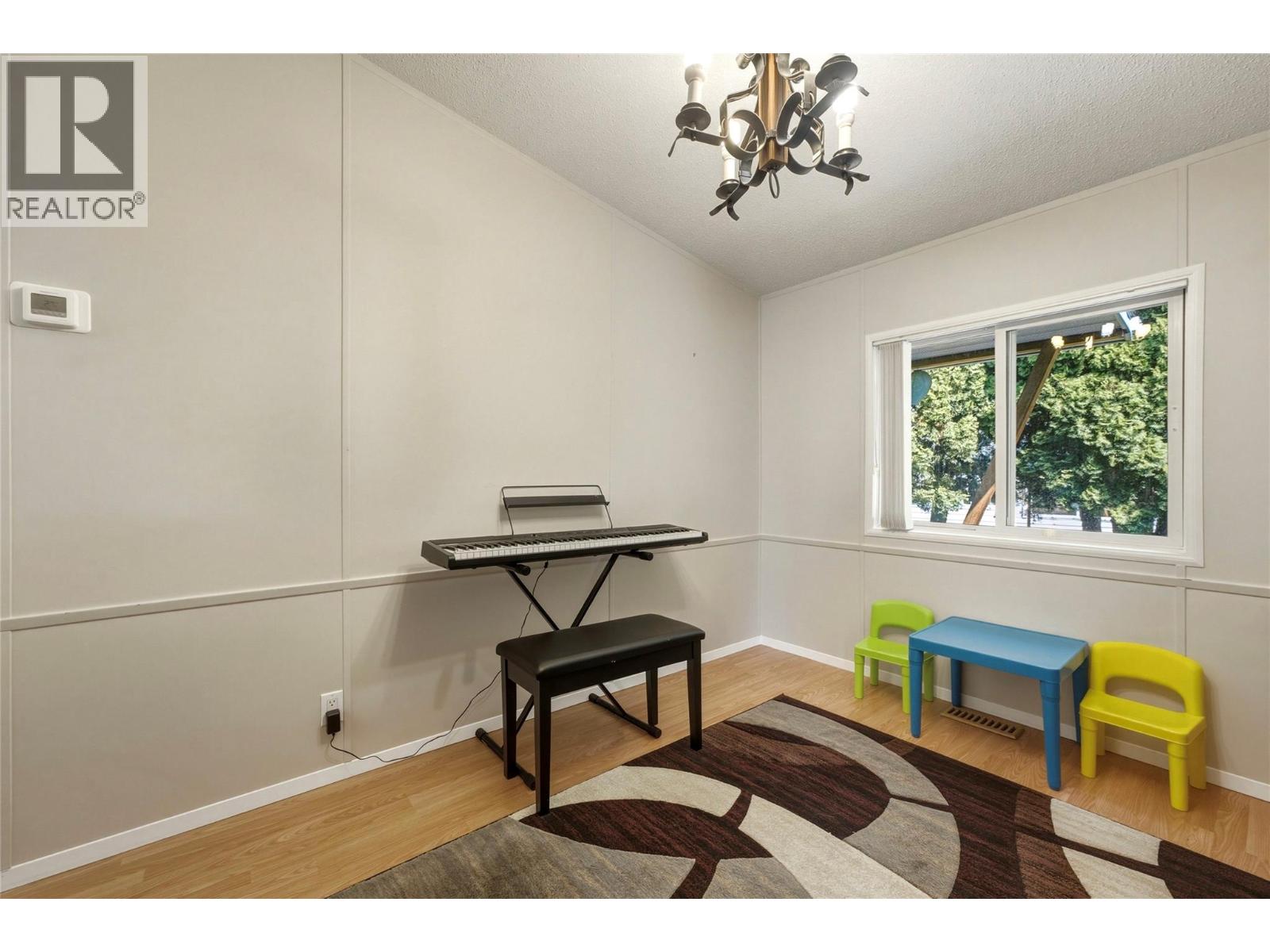 6710 Tronson Road Unit# #214, Vernon, British Columbia  V1H 1X6 - Photo 18 - 10398407