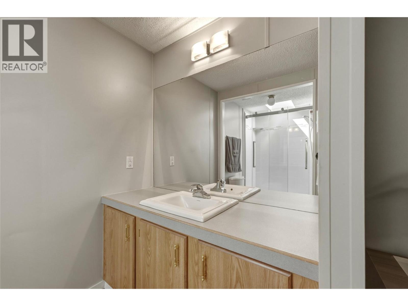 6710 Tronson Road Unit# #214, Vernon, British Columbia  V1H 1X6 - Photo 22 - 10398407
