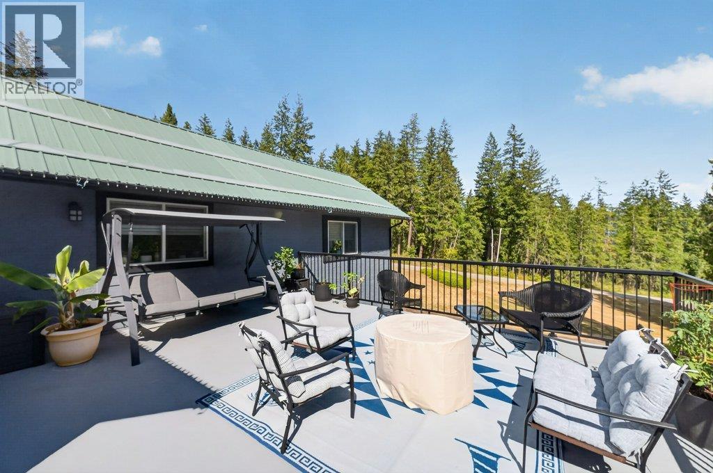 411 Christison Road SW, Salmon Arm, British Columbia  V1E 3B4 - Photo 17 - 10397652