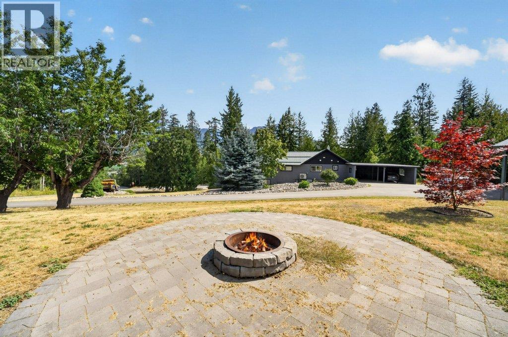 411 Christison Road SW, Salmon Arm, British Columbia  V1E 3B4 - Photo 69 - 10397652