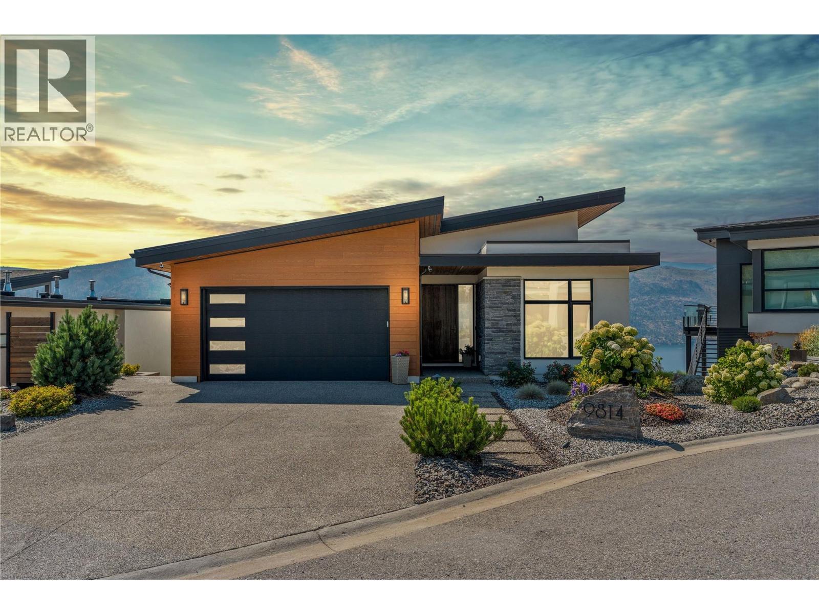 9814 Beacon Hill Crescent, Lake Country, British Columbia