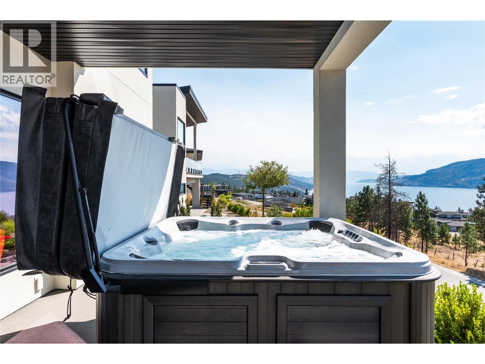 9814 Beacon Hill Crescent, Lake Country, British Columbia  V4V 0A9 - Photo 75 - 10397388