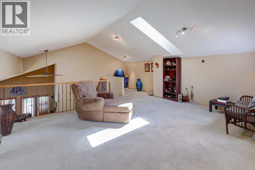 222 Panatella Place NW, Calgary, Alberta  T3K 6C5 - Photo 19 - A2324558