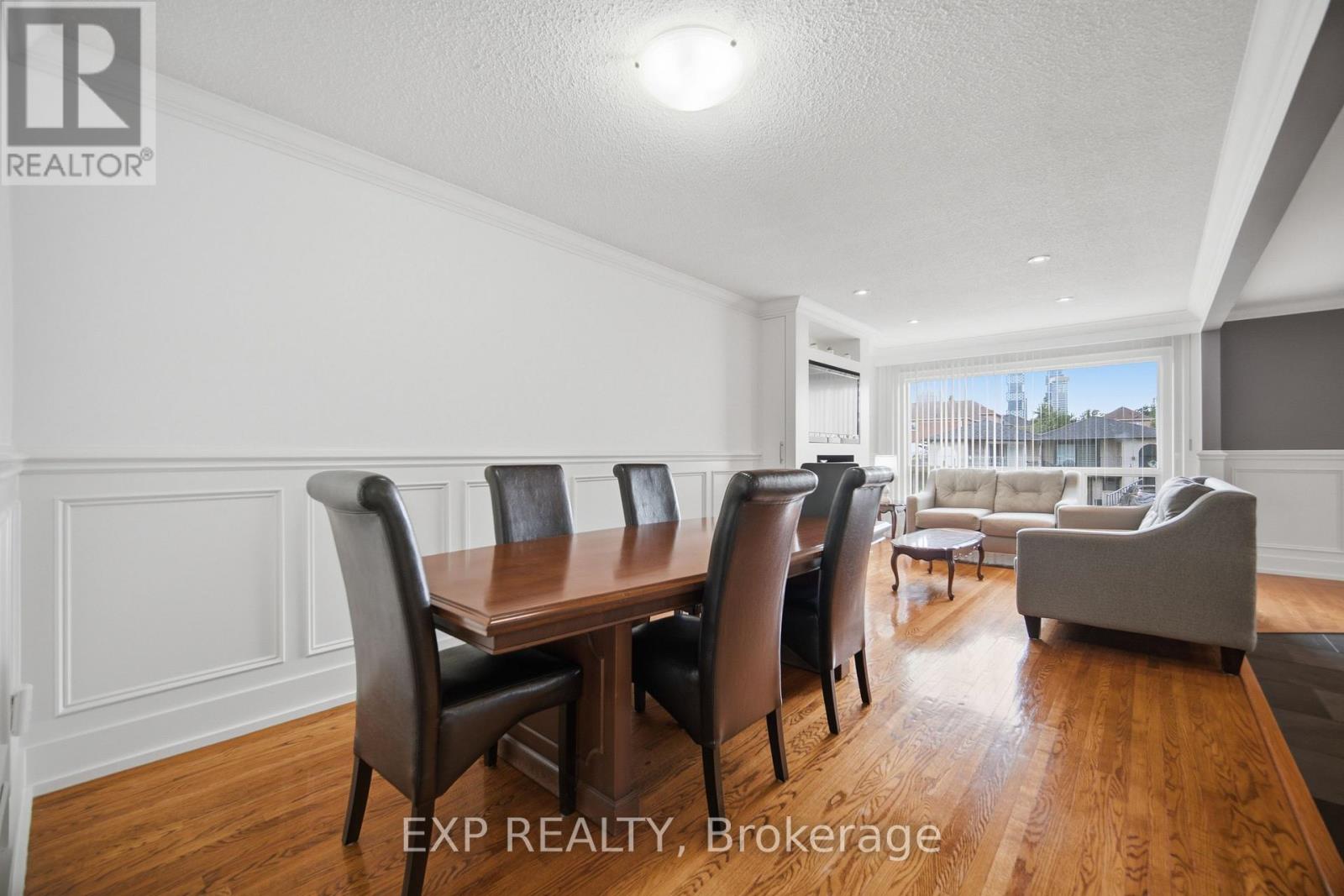 106 Hanson Road, Mississauga, Ontario  L5B 2E4 - Photo 10 - W13698278
