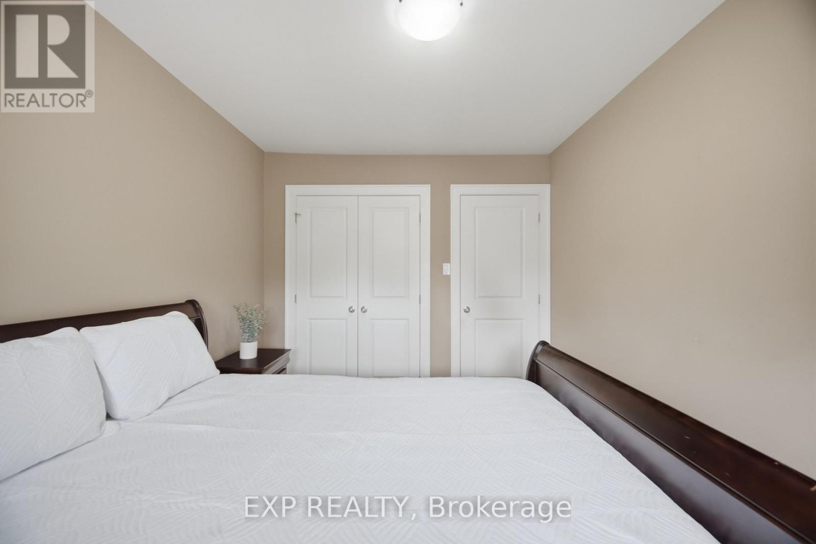 106 Hanson Road, Mississauga, Ontario  L5B 2E4 - Photo 22 - W13698278