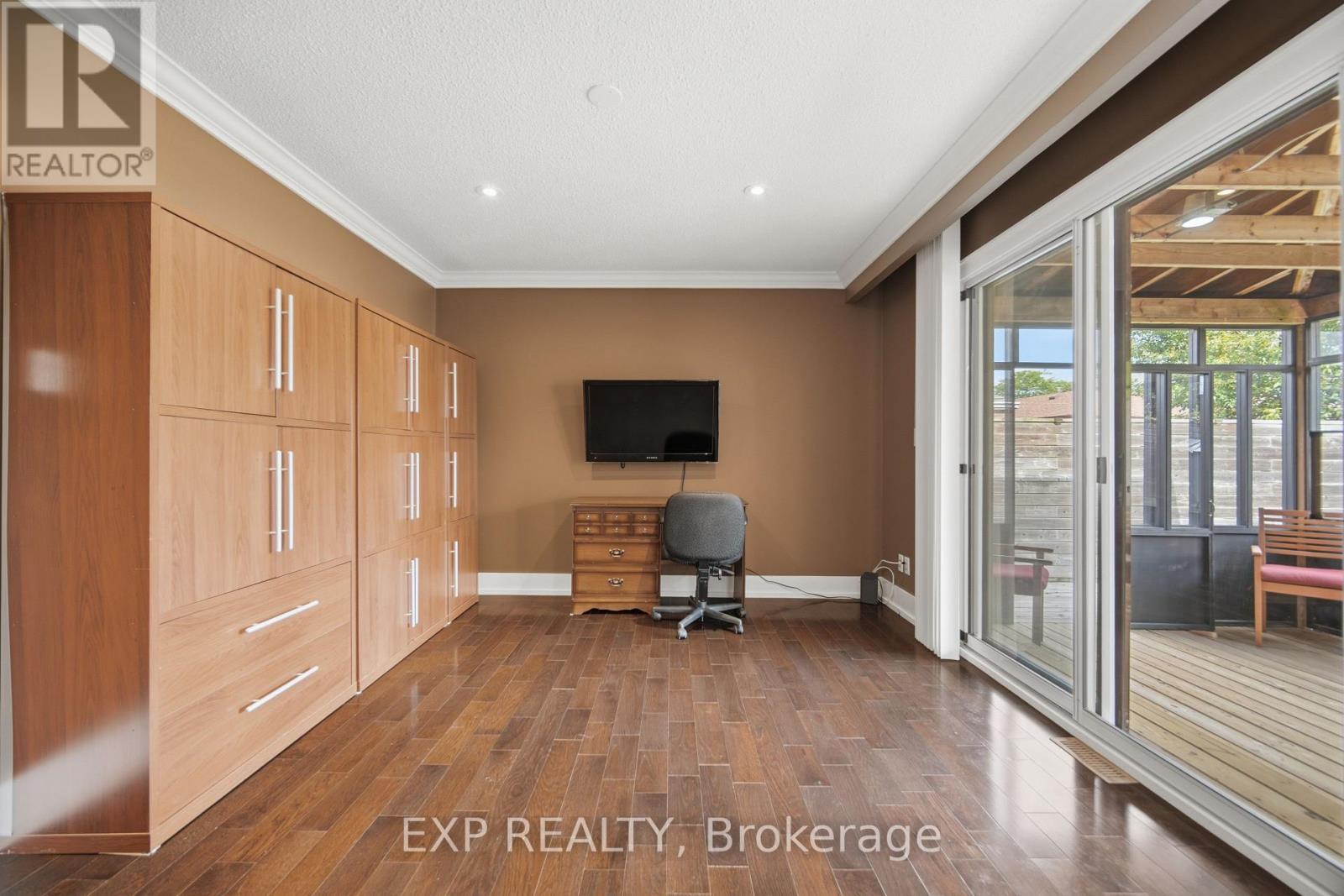 106 Hanson Road, Mississauga, Ontario  L5B 2E4 - Photo 28 - W13698278