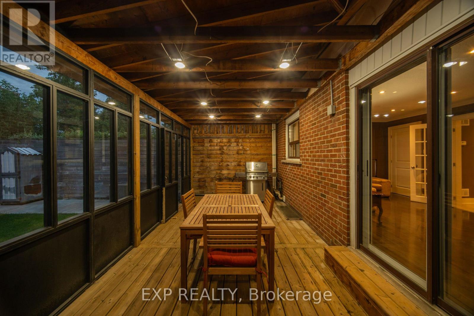 106 Hanson Road, Mississauga, Ontario  L5B 2E4 - Photo 43 - W13698278