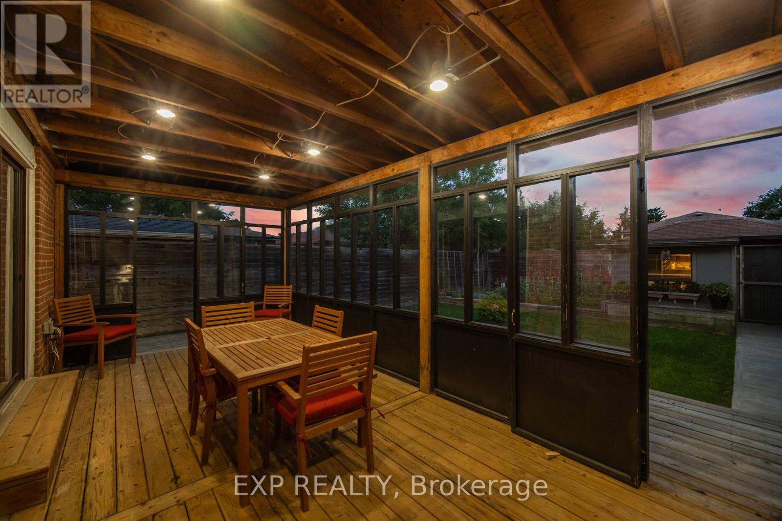 106 Hanson Road, Mississauga, Ontario  L5B 2E4 - Photo 44 - W13698278