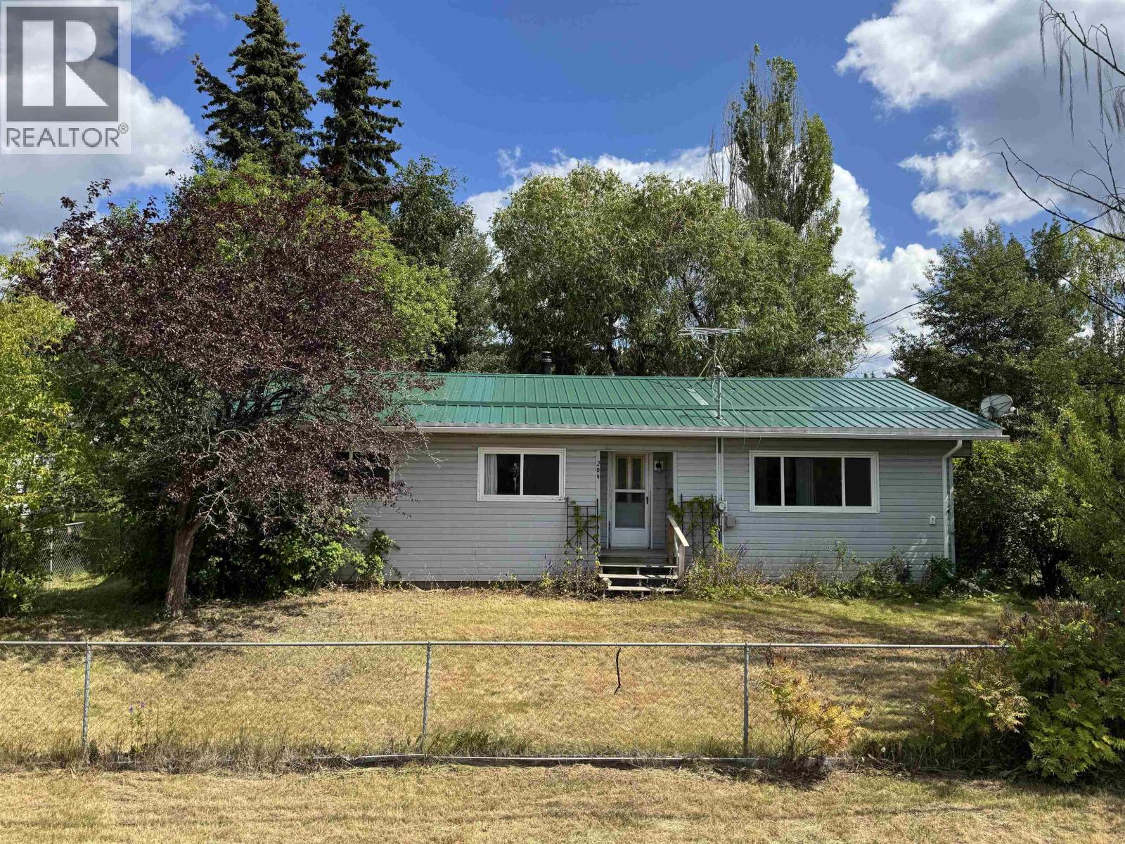204 E 3rd Avenue, Fort St. James, British Columbia  V0J 1P0 - Photo 1 - R3157387