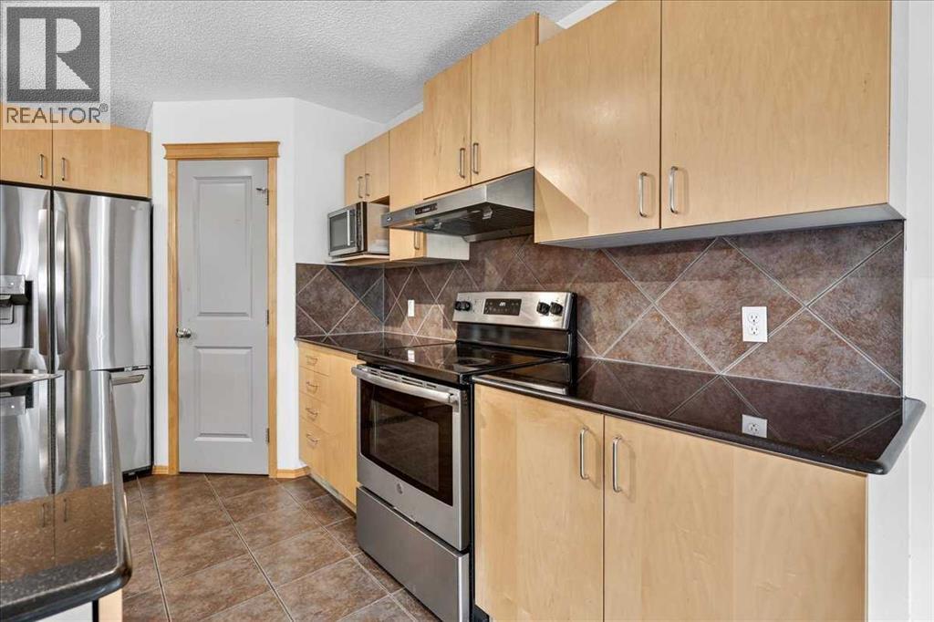 177 Royal Birch Terrace NW, Calgary, Alberta  T3G 5P2 - Photo 9 - A2336716