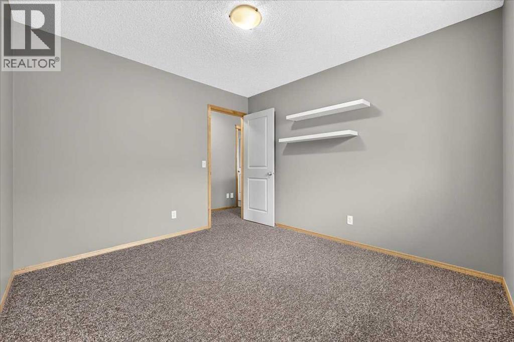177 Royal Birch Terrace NW, Calgary, Alberta  T3G 5P2 - Photo 35 - A2336716