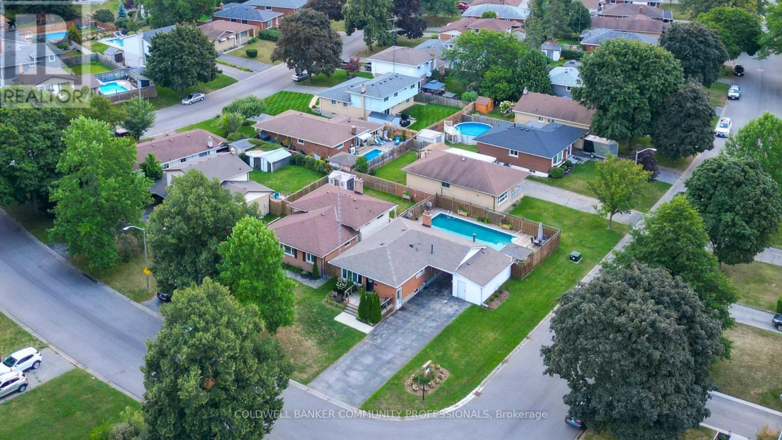 2 ALLANTON BOULEVARD, Brantford, Ontario