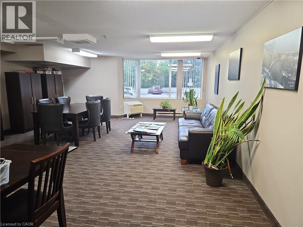 35 Green Valley Drive Unit# 1511, Kitchener, Ontario  N2P 2A5 - Photo 28 - 40856212