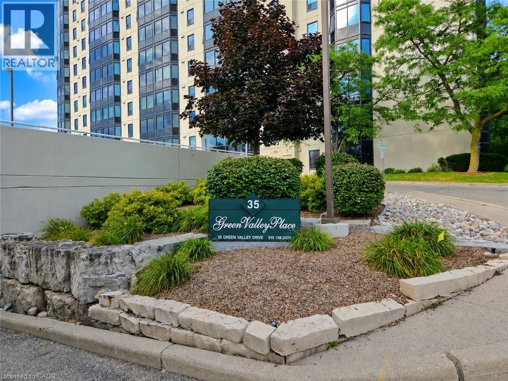 35 Green Valley Drive Unit# 1511, Kitchener, Ontario  N2P 2A5 - Photo 3 - 40856212