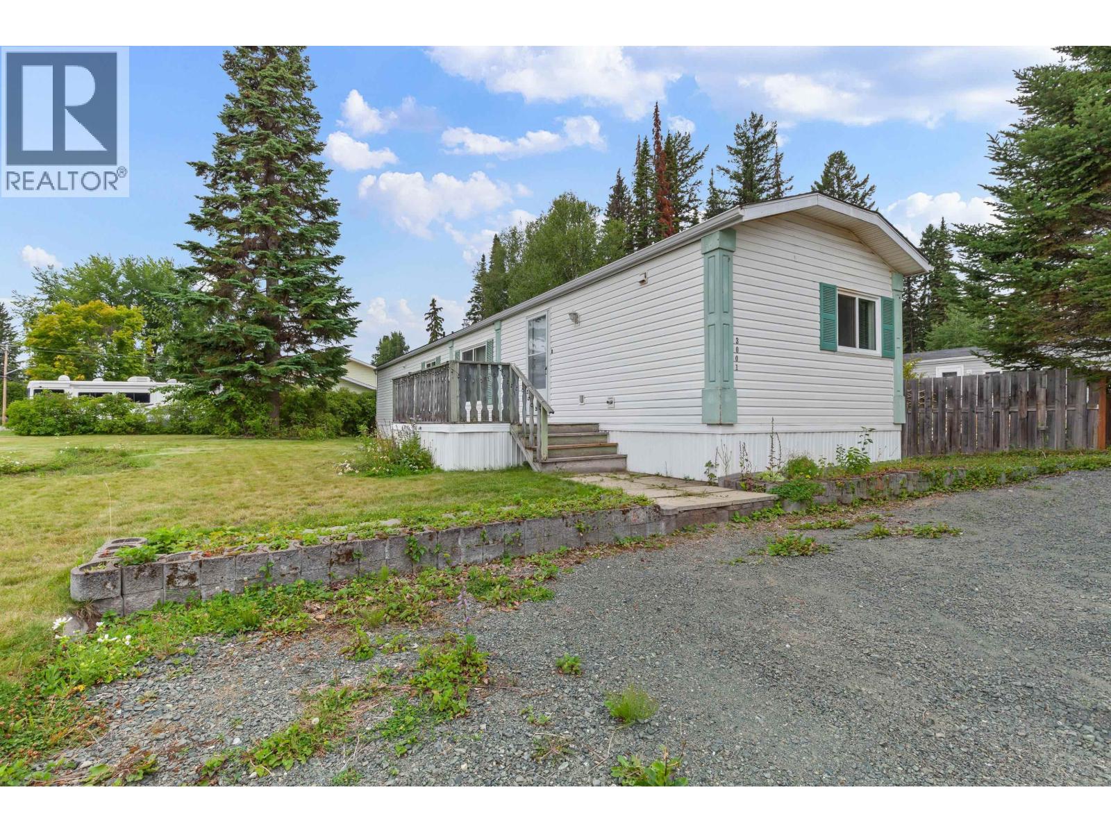 3001 Thee Court, Prince George, British Columbia  V2K 5B5 - Photo 3 - R3157683
