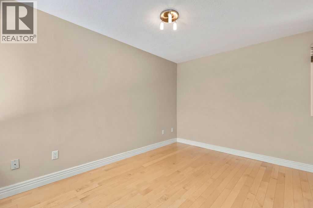 252, 66 Glamis Green SW, Calgary, Alberta  T3E 6V1 - Photo 12 - A2329021