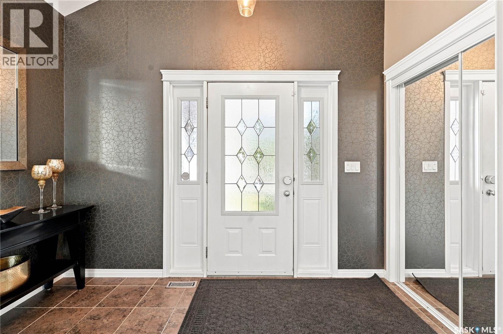 554 Lynd Place, Saskatoon, Saskatchewan  S7T 0C6 - Photo 5 - SK046178