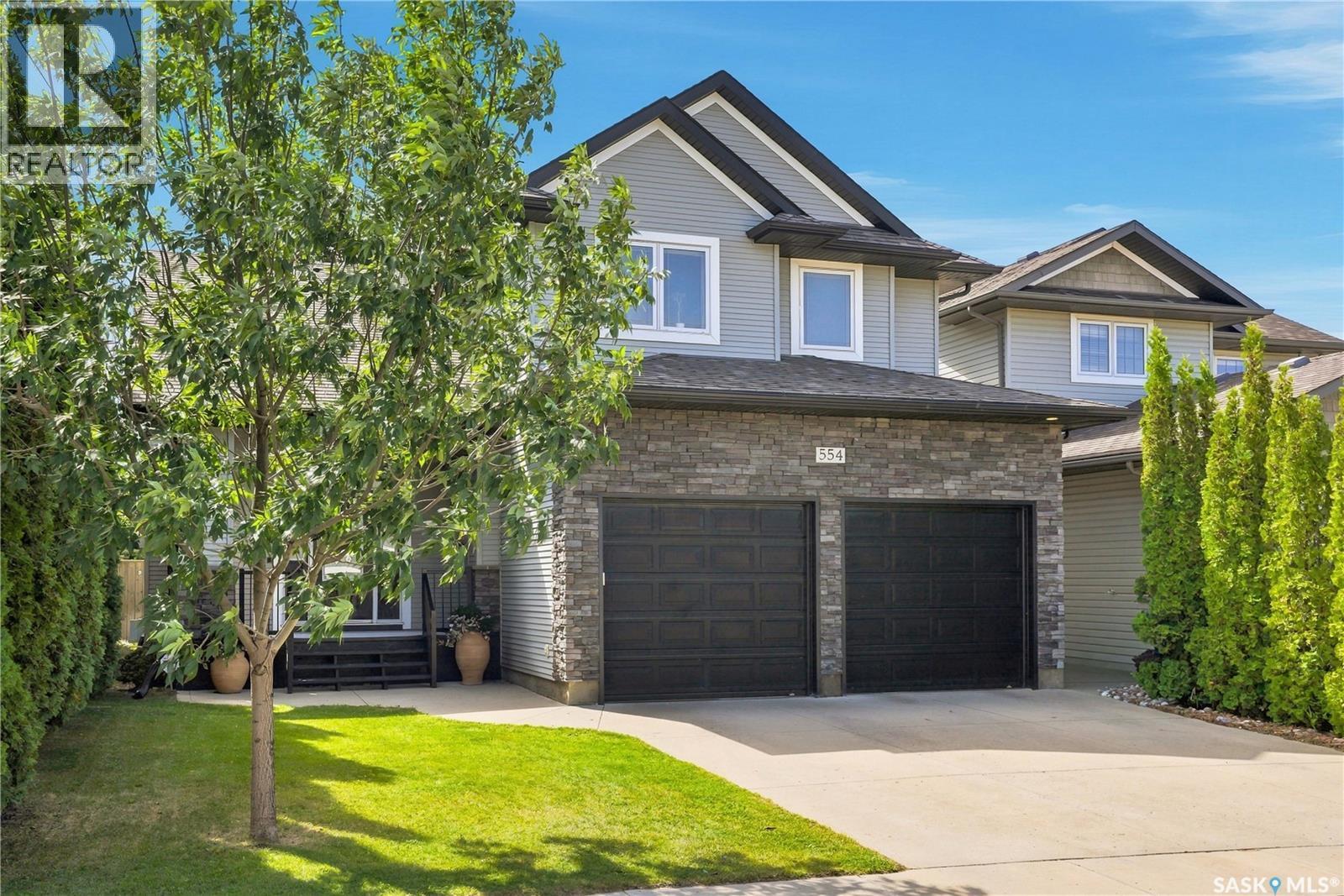 554 Lynd Place, Saskatoon, Saskatchewan  S7T 0C6 - Photo 2 - SK046178