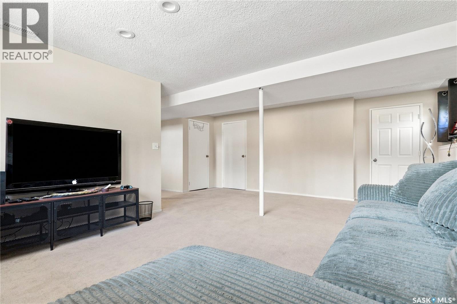 154 Delayen Crescent, Saskatoon, Saskatchewan  S7N 2V6 - Photo 34 - SK045497