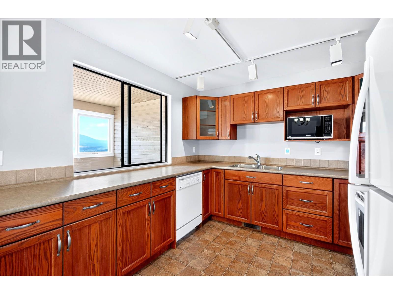 137 Mcgill Road Unit# 45, Kamloops, British Columbia  V2C 1L9 - Photo 10 - 10398285