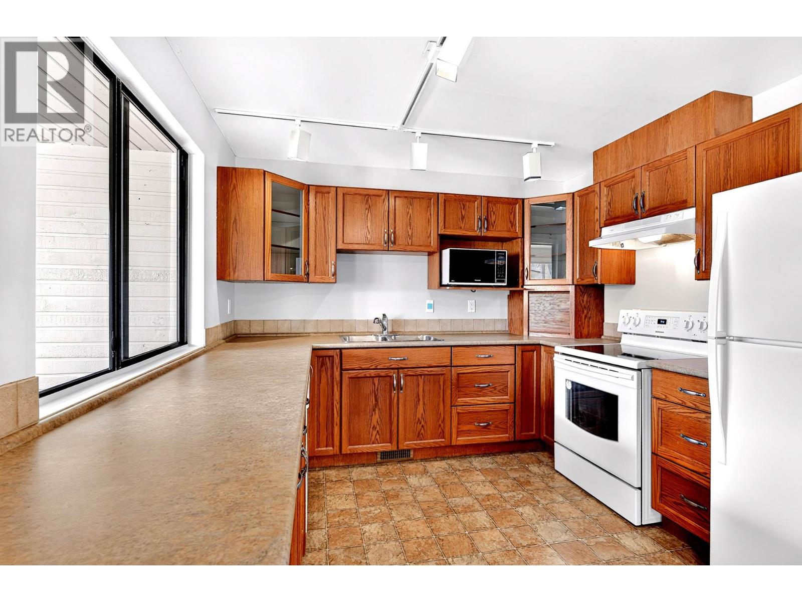 137 Mcgill Road Unit# 45, Kamloops, British Columbia  V2C 1L9 - Photo 8 - 10398285