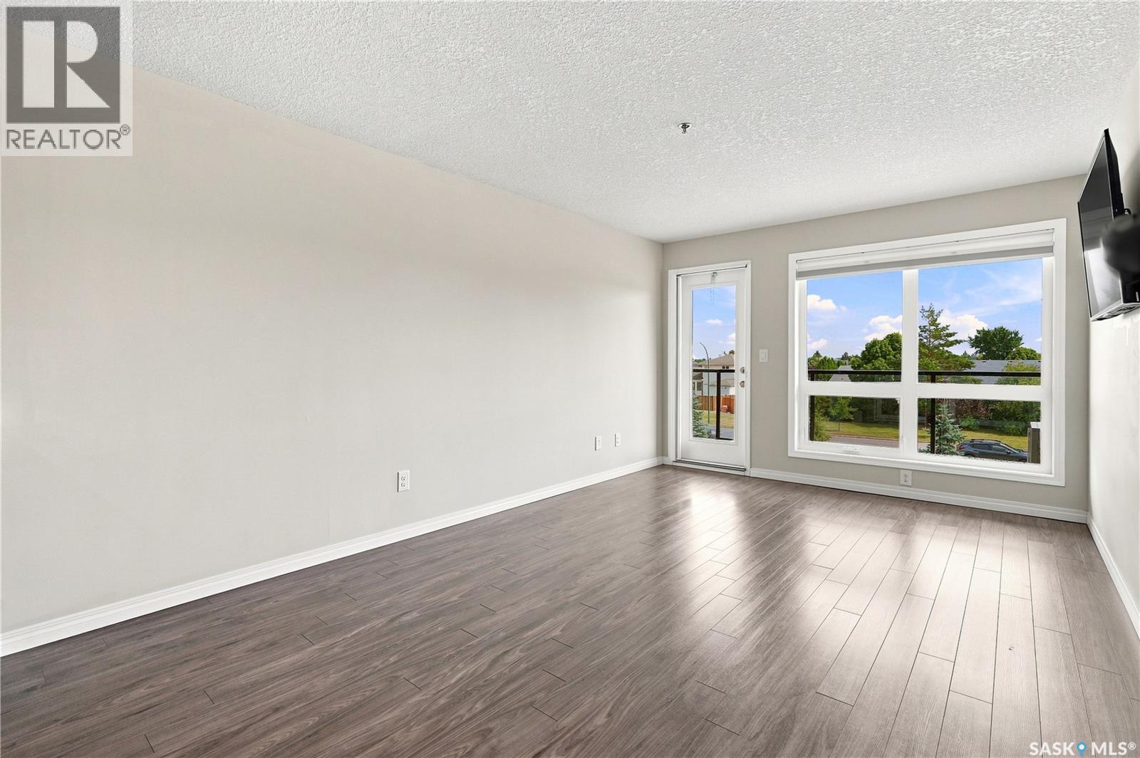 229 915 Kristjanson Road, Saskatoon, Saskatchewan  S7S 0B1 - Photo 12 - SK046225