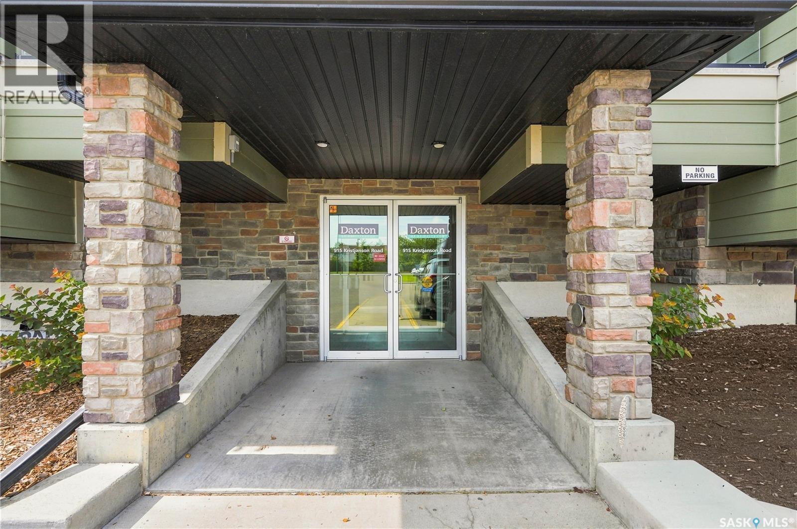229 915 Kristjanson Road, Saskatoon, Saskatchewan  S7S 0B1 - Photo 5 - SK046225
