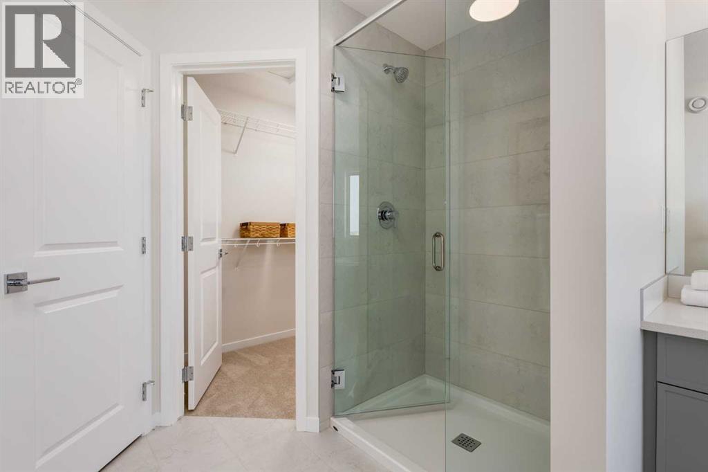 87 Bluerock Terrace SW, Calgary, Alberta  T2Y 0Y3 - Photo 32 - A2322934