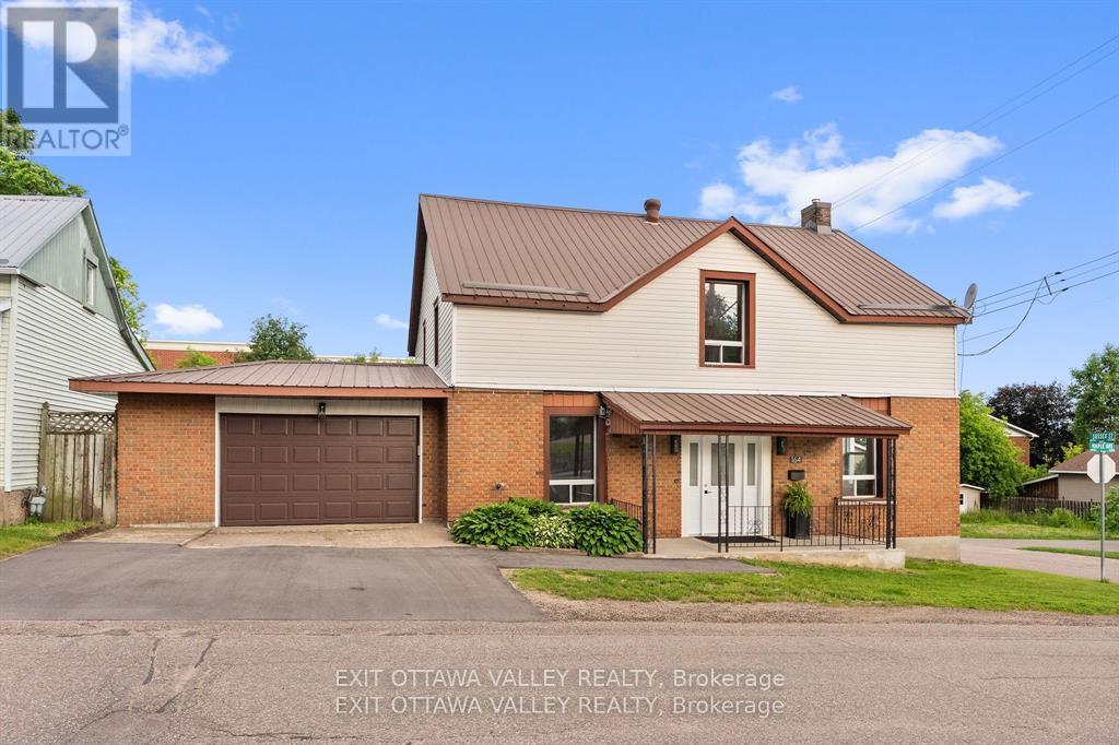 164 Maple Avenue, Pembroke, Ontario K8A 1L2 - Photo 2 - X13698342