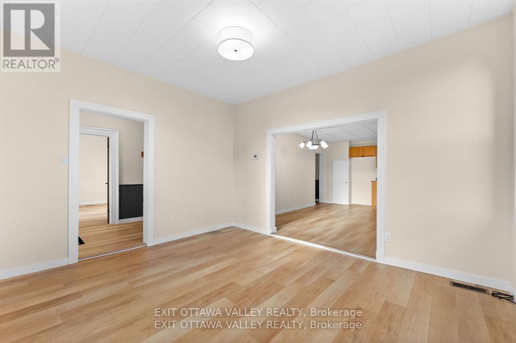 164 Maple Avenue, Pembroke, Ontario  K8A 1L2 - Photo 9 - X13698342