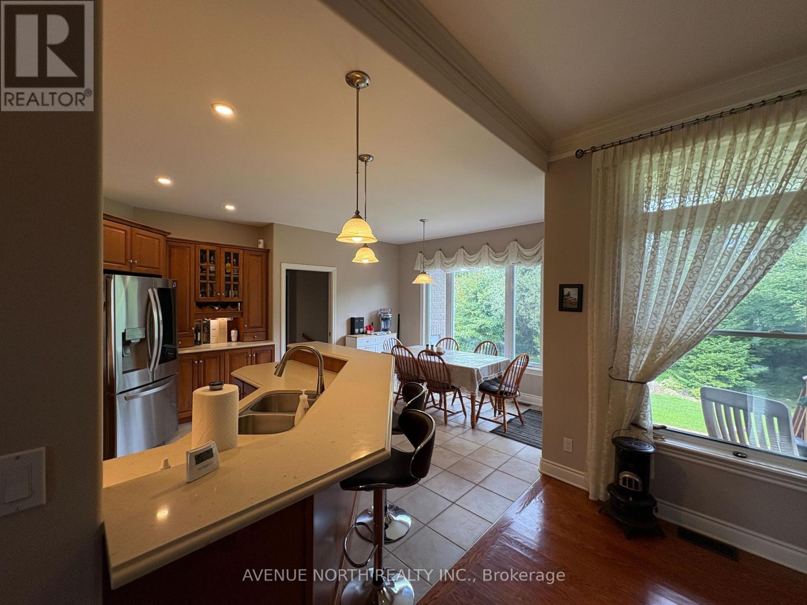 6746 Waterside Court, Ottawa, Ontario  K4P 1P8 - Photo 8 - X13698340