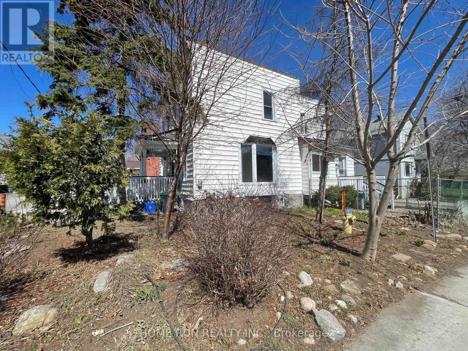 121 Concord Street E, Ottawa, Ontario  K1S 0Y9 - Photo 3 - X13698364