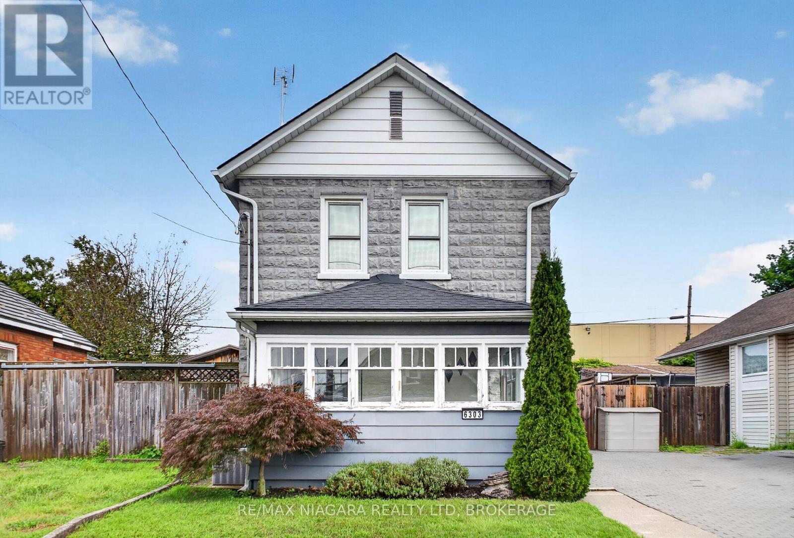 6303 Ker Street, Niagara Falls, Ontario  L2G 1X7 - Photo 2 - X13698302